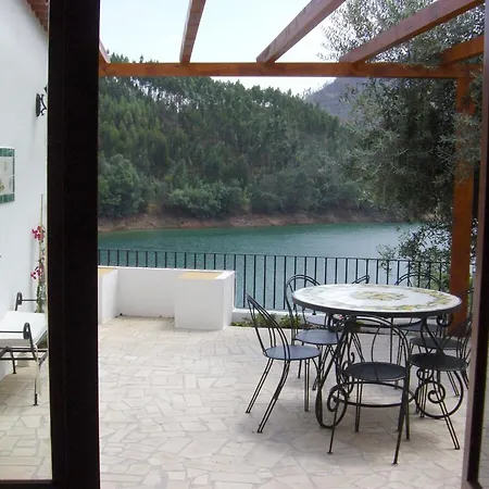 Holiday home Riverside House *